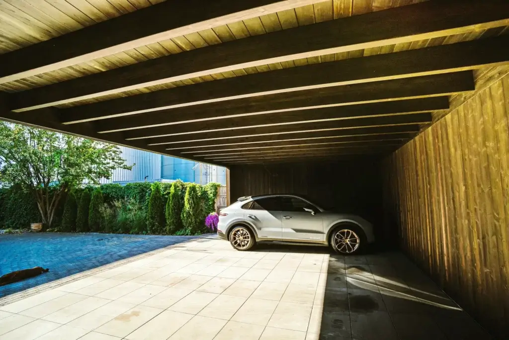 Holzcarport